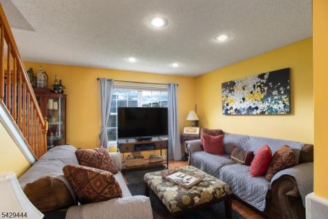 89 Vaughan Drive Newark NJ 07103