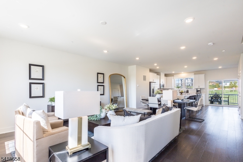 81 Eastwood Terrace East Hanover NJ 07936