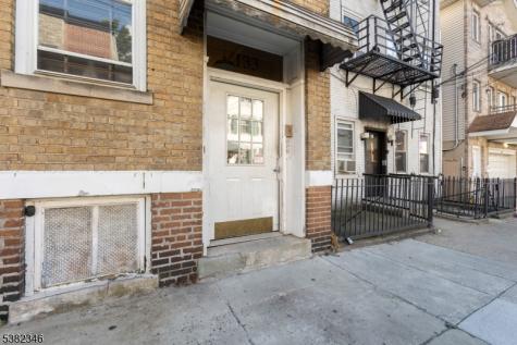 133 Hopkins Avenue Jersey City NJ 07306