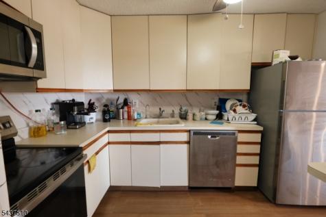 10 N Wood Avenue Linden NJ 07036