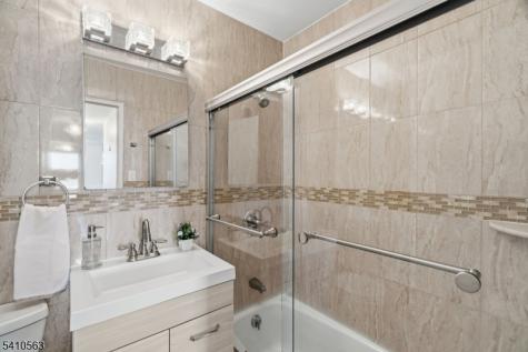 201 Street Pauls Avenue Jersey City NJ 07306