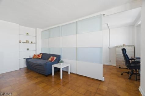 201 Street Pauls Avenue Jersey City NJ 07306