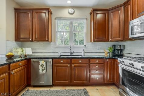 1 Ebersohl Circle Readington NJ 08889