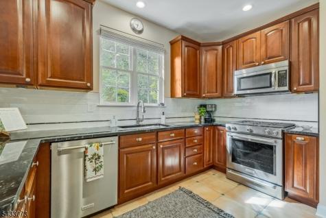 1 Ebersohl Circle Readington NJ 08889