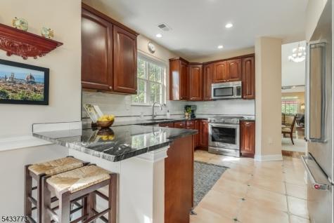 1 Ebersohl Circle Readington NJ 08889