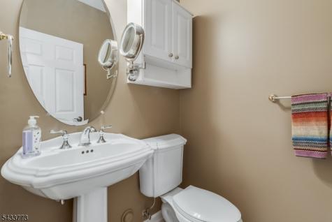 1 Ebersohl Circle Readington NJ 08889