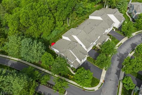 1 Ebersohl Circle Readington NJ 08889