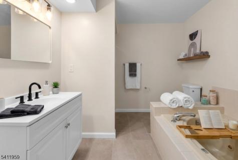 163 Marion Drive West Orange NJ 07052