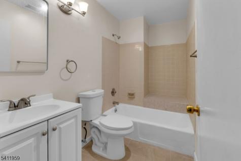 163 Marion Drive West Orange NJ 07052