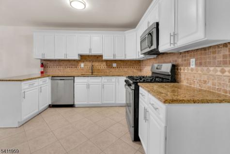 163 Marion Drive West Orange NJ 07052