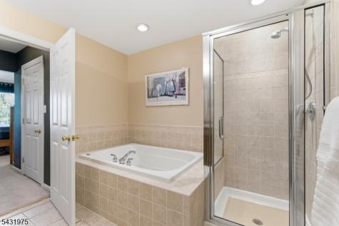 69 Magnolia Way North Haledon NJ 07508