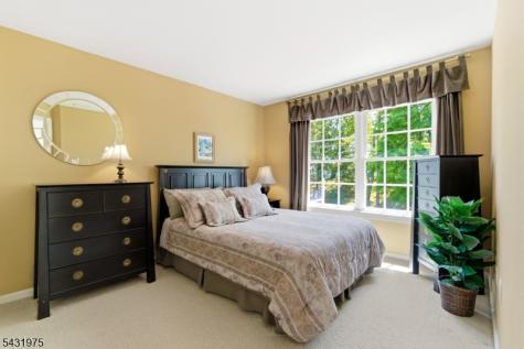 69 Magnolia Way North Haledon NJ 07508