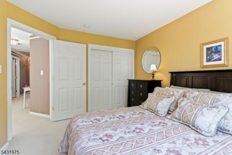69 Magnolia Way North Haledon NJ 07508