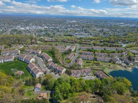 69 Magnolia Way North Haledon NJ 07508