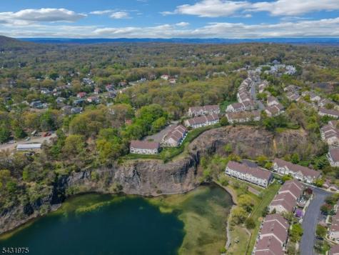 69 Magnolia Way North Haledon NJ 07508