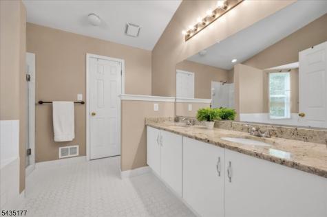 279 Janine Way Bridgewater NJ 08807