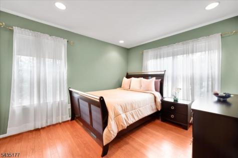 279 Janine Way Bridgewater NJ 08807