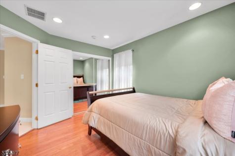279 Janine Way Bridgewater NJ 08807