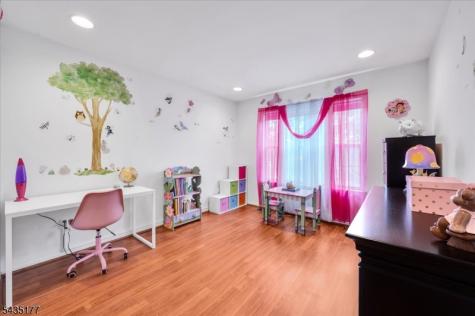 279 Janine Way Bridgewater NJ 08807