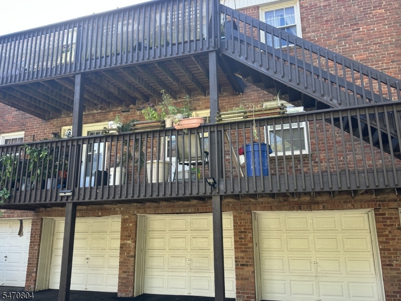 11 Morgan Lane Bridgewater NJ 08807