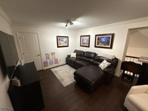36 Elston Court Wanaque NJ 07420