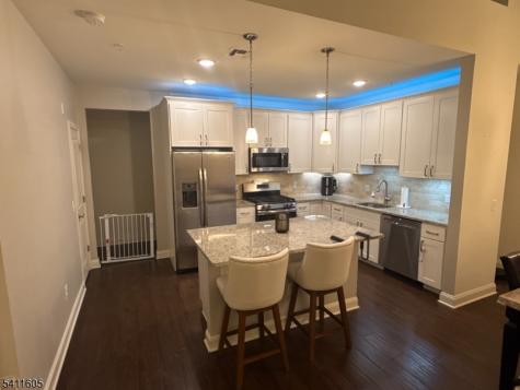 36 Elston Court Wanaque NJ 07420