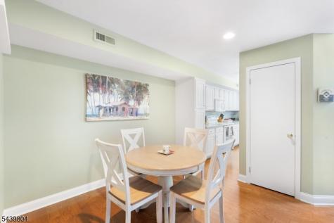 22 Crestmont Road Bedminster NJ 07921