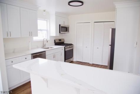 26 Millie Lane East Hanover NJ 07936