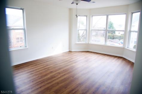 26 Millie Lane East Hanover NJ 07936