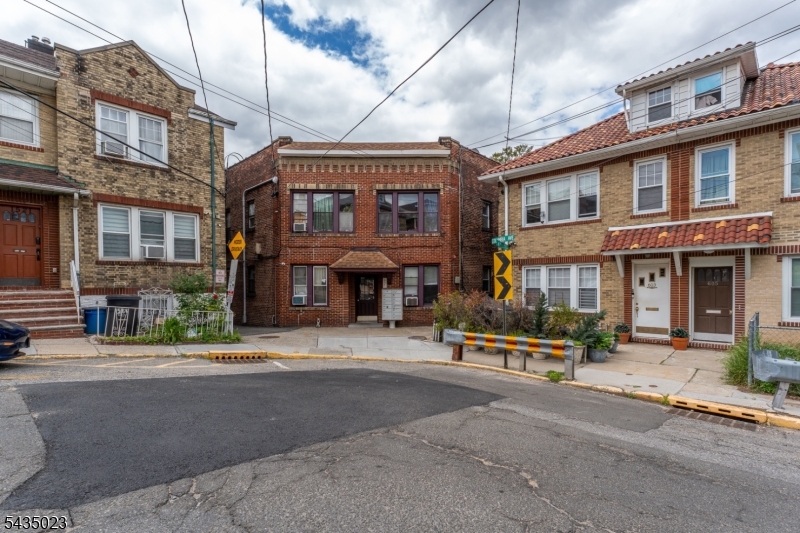 601 Columbia Avenue North Bergen NJ 07047