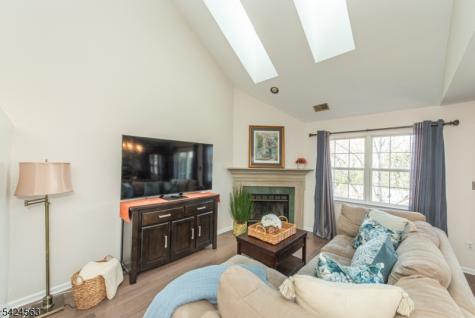 32 Birch Terrace Mount Arlington NJ 07856