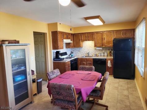 33 Hancock Court Raritan NJ 08822