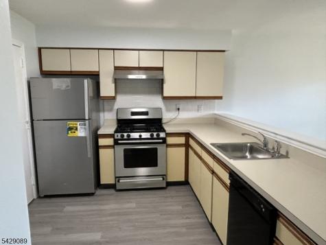 251 Hyde Park Road Franklin NJ 08873