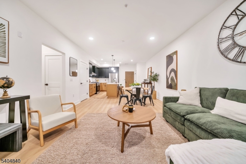 20 Encampment Ct207 Montville NJ 07045