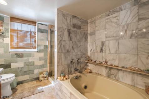 48 Quartz Lane Paterson NJ 07501