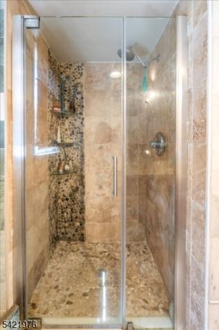 48 Quartz Lane Paterson NJ 07501