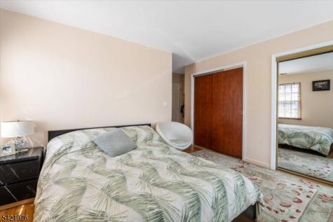 48 Quartz Lane Paterson NJ 07501