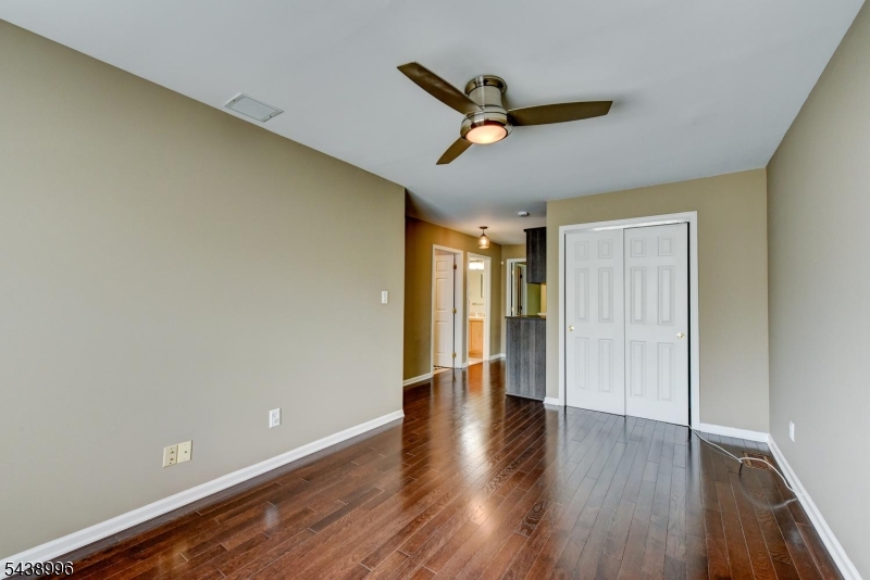 118 Barclay Drive Nutley NJ 07110