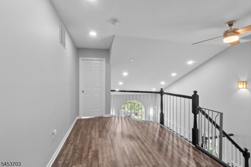 41 Buffalo Hollow Road Branchburg NJ 08876