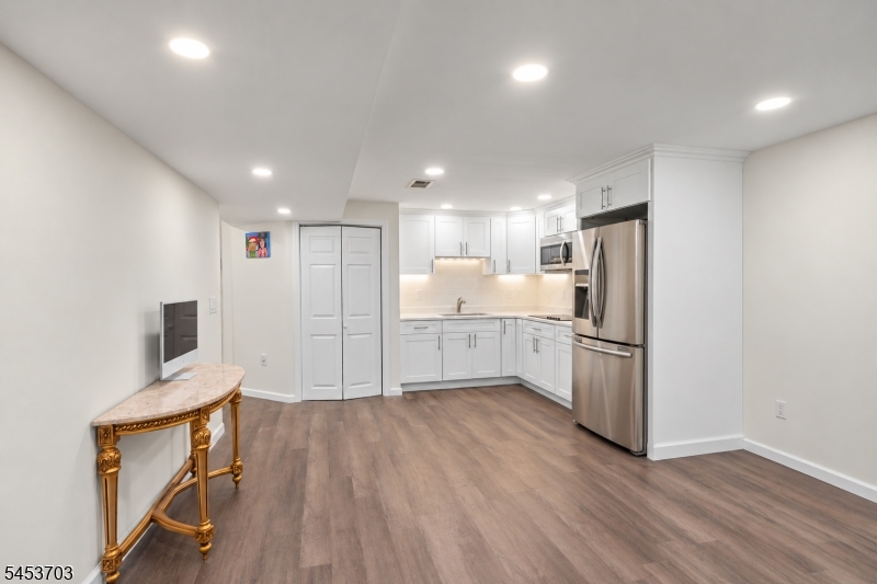 41 Buffalo Hollow Road Branchburg NJ 08876