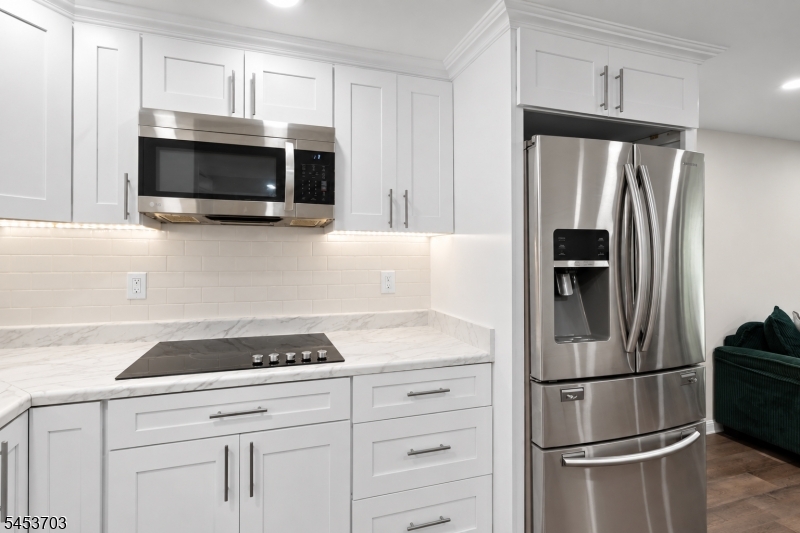 41 Buffalo Hollow Road Branchburg NJ 08876