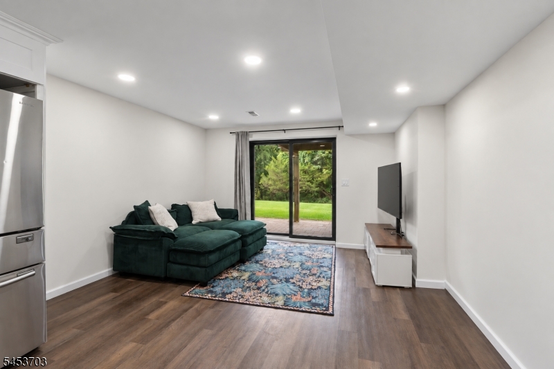 41 Buffalo Hollow Road Branchburg NJ 08876