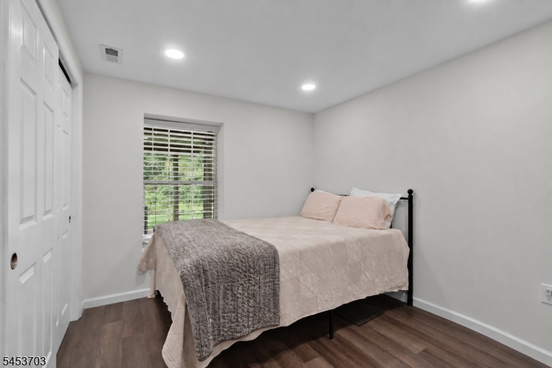 41 Buffalo Hollow Road Branchburg NJ 08876