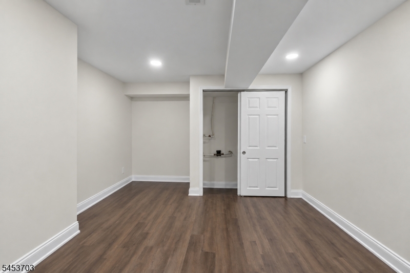 41 Buffalo Hollow Road Branchburg NJ 08876