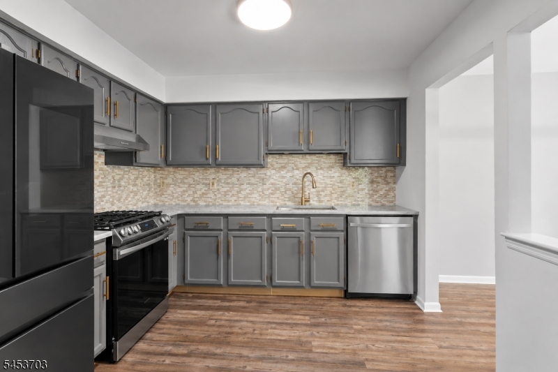 41 Buffalo Hollow Road Branchburg NJ 08876