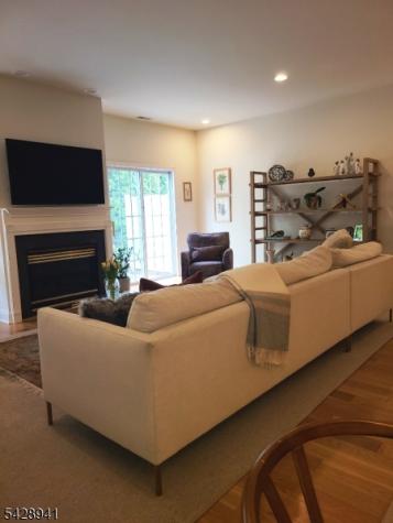 32 Allister Court Lincoln Park NJ 07035