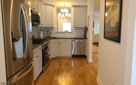 32 Allister Court Lincoln Park NJ 07035