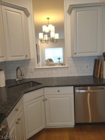 32 Allister Court Lincoln Park NJ 07035