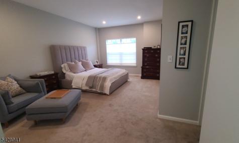 32 Allister Court Lincoln Park NJ 07035