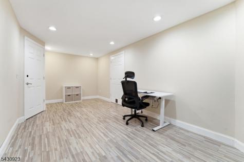 10 Cedar Court Raritan NJ 08822